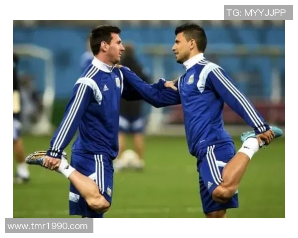 足球球星热衷棒球运动的背后原因与影响力探讨